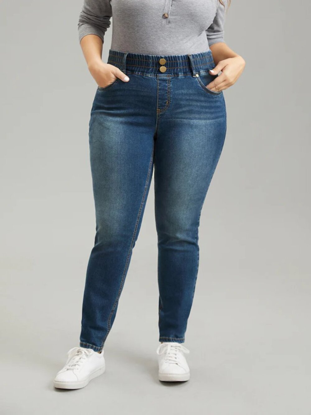 Bloomchic Elastic Waist Button Detail Skinny Medium Wash Jeans Size 18